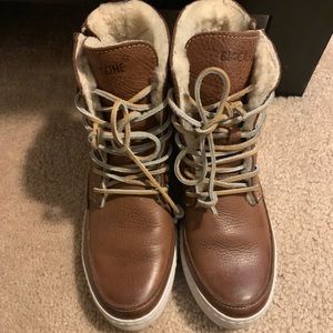Blackstone CW96’ Genuine Shearling Sneaker Boot